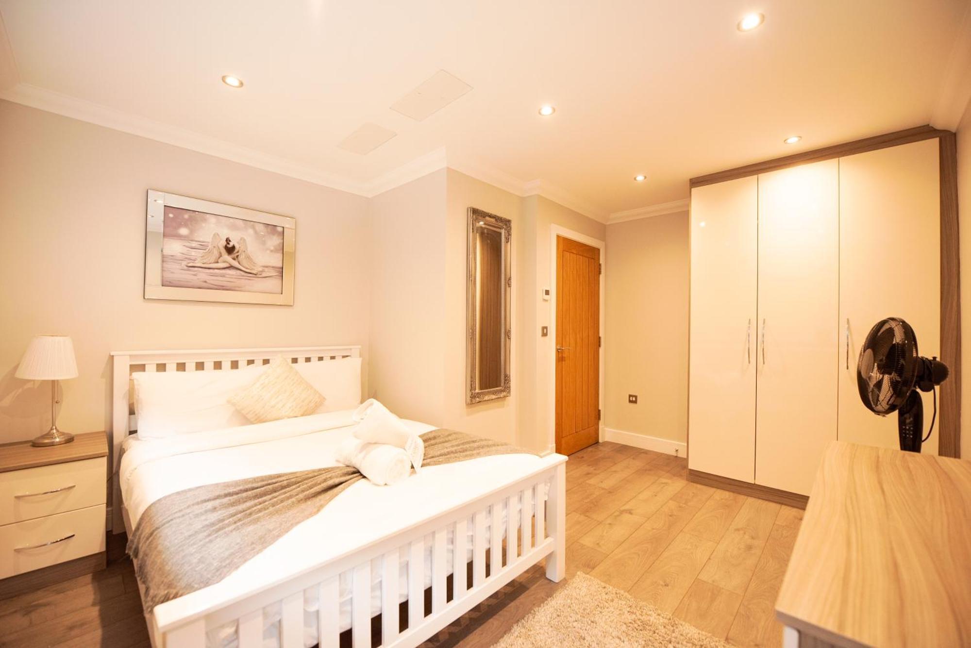 Malthouse Court Apartment Reading