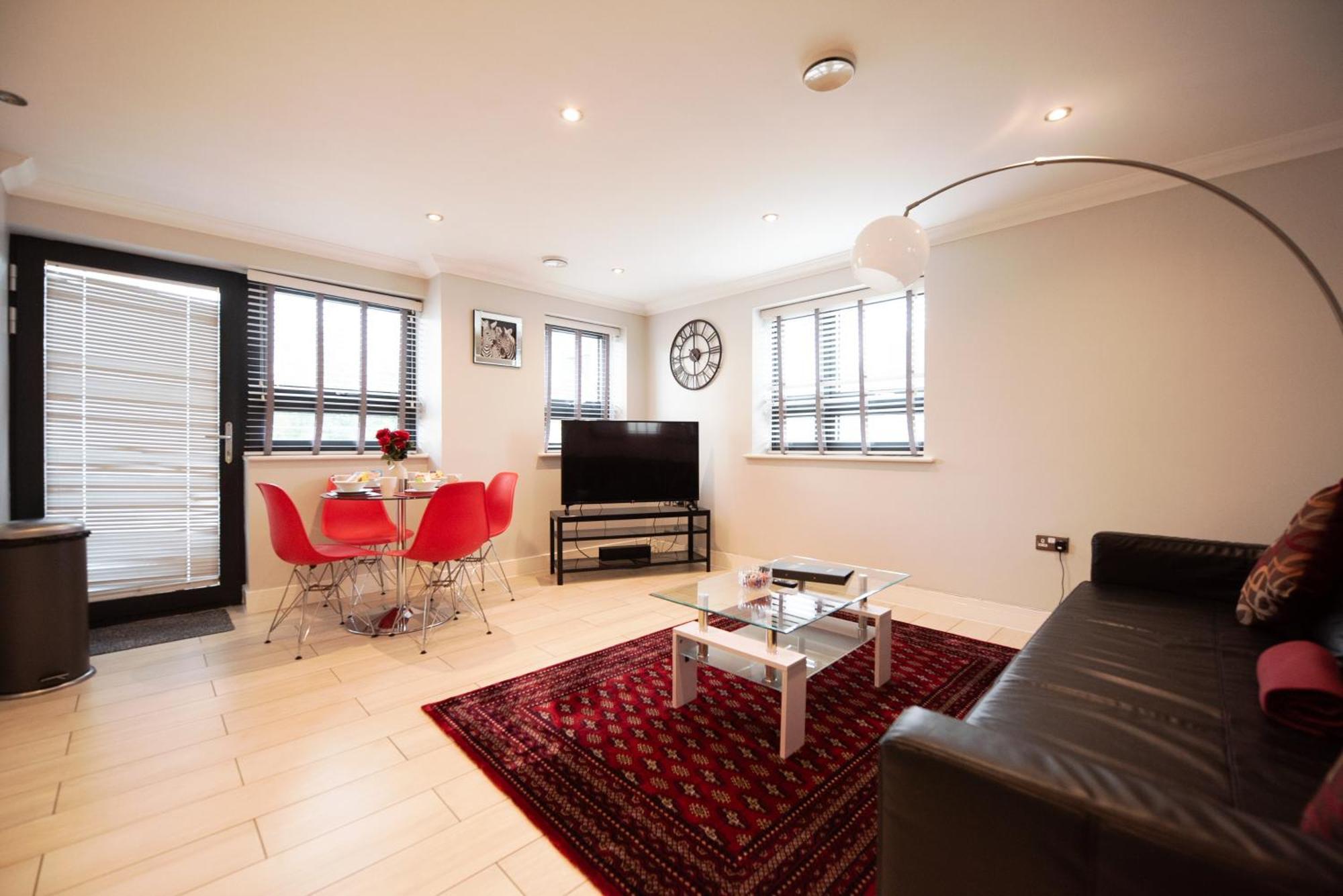 Malthouse Court Apartment *